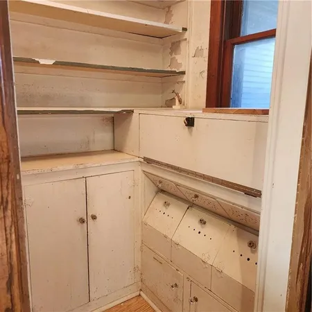 $174,000 | 846 North Sycamore Road, Iola, KS 66749