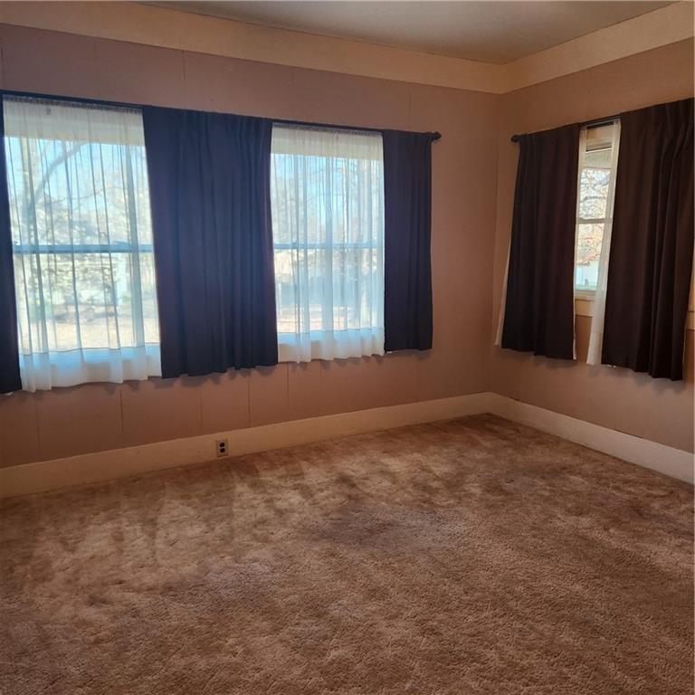 846 North Sycamore Road Iola, KS 66749 - Photo 27 of 50