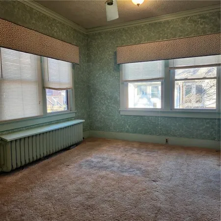 $174,000 | 846 North Sycamore Road, Iola, KS 66749