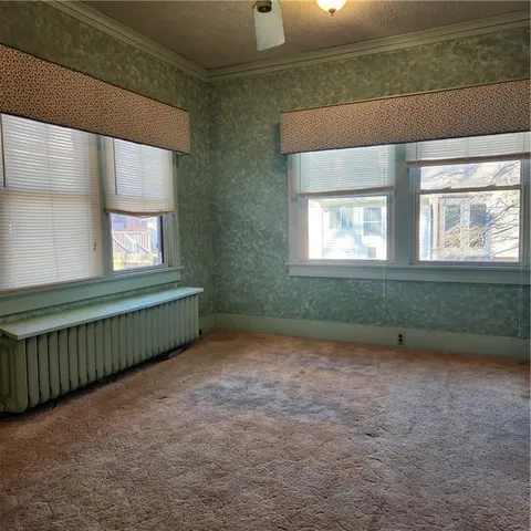 $185,000 | 846 North Sycamore Road, Iola, KS 66749