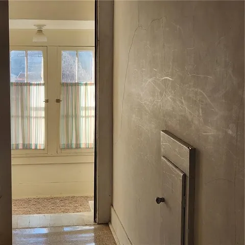 $185,000 | 846 North Sycamore Road, Iola, KS 66749