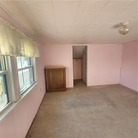 $185,000 | 846 North Sycamore Road, Iola, KS 66749