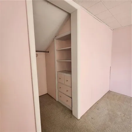 $174,000 | 846 North Sycamore Road, Iola, KS 66749