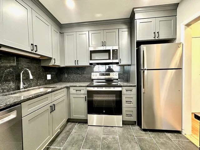 $2,200 | 26 Willis Street, Unit 26, Framingham, MA 01702