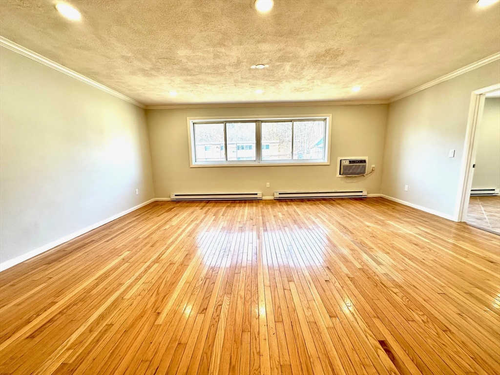 26 Willis Street, Unit 26 Framingham, MA 01702 - Photo 9 of 14