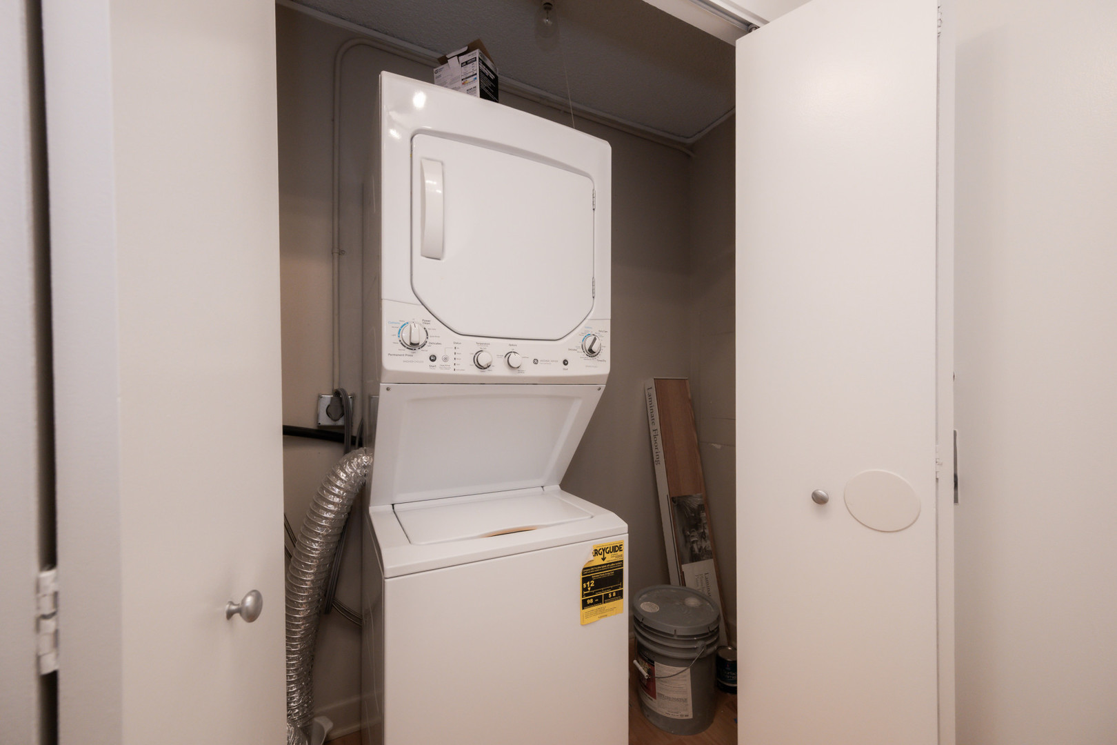 30 East Huron Street, Unit 2204 Chicago, IL 60611 - Photo 19 of 34
