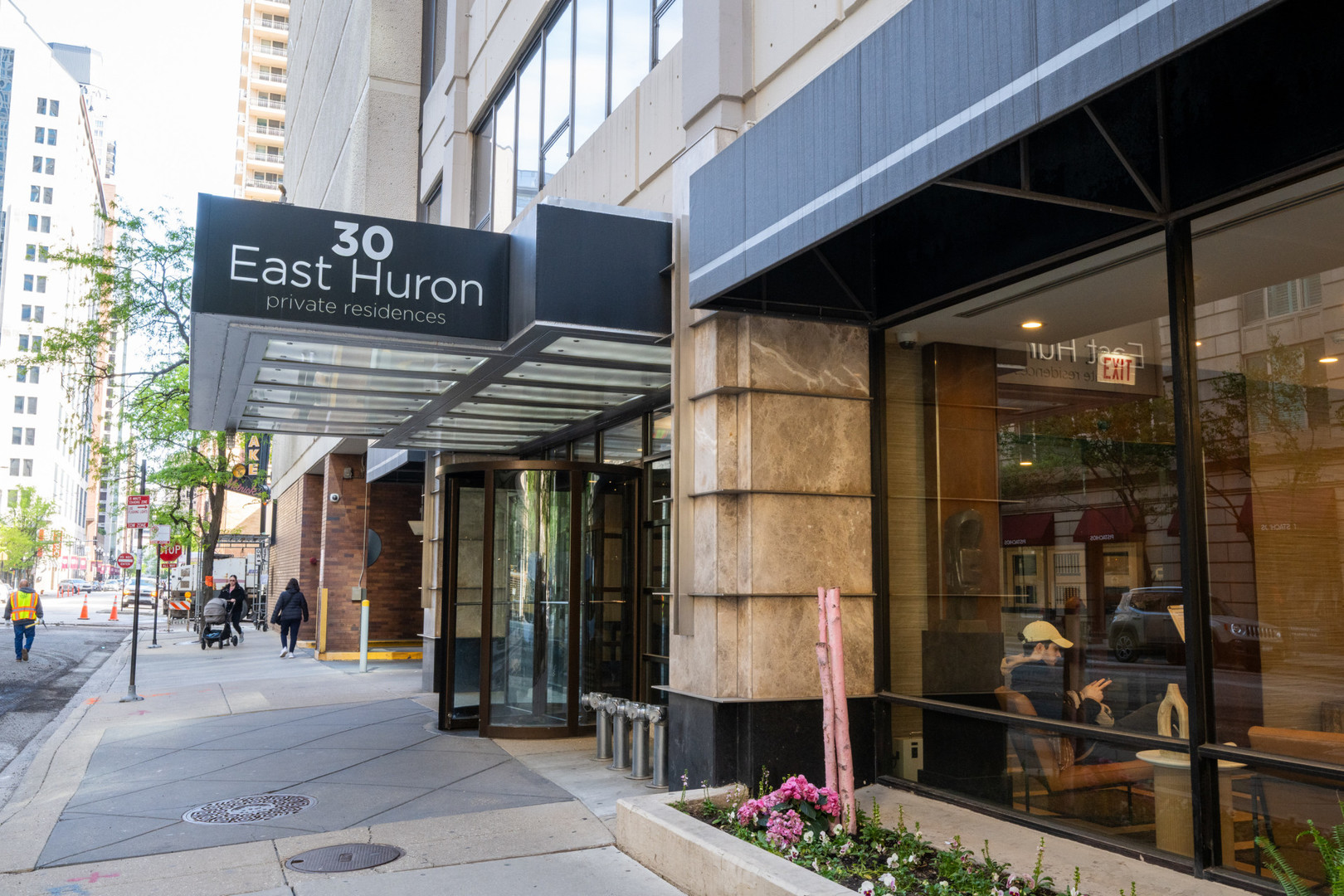 30 East Huron Street, Unit 2204 Chicago, IL 60611 - Photo 2 of 34