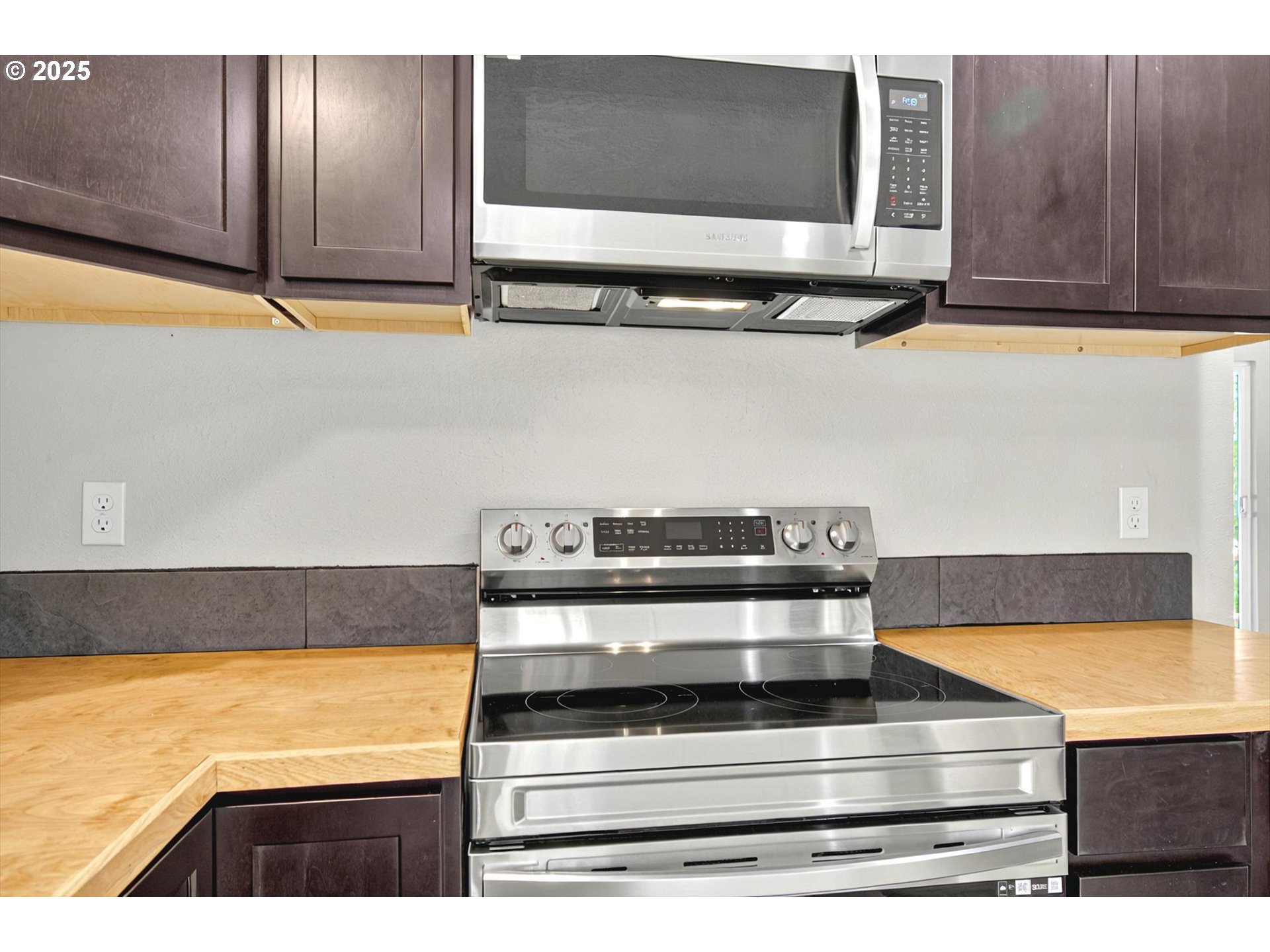 11097 Colvin Road Clatskanie, OR 97016 - Photo 9 of 28