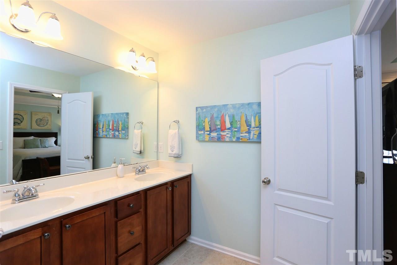 2718 Cloud Mist Circle Raleigh, NC 27614 - Photo 15 of 25 Gallery Image 15