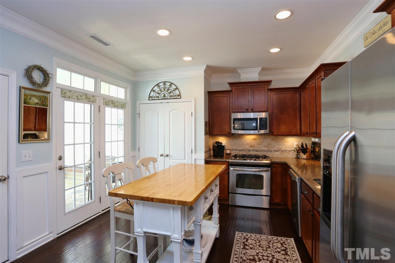 2718 Cloud Mist Circle Raleigh, NC 27614 - Photo 3 of 25 Gallery Image 3