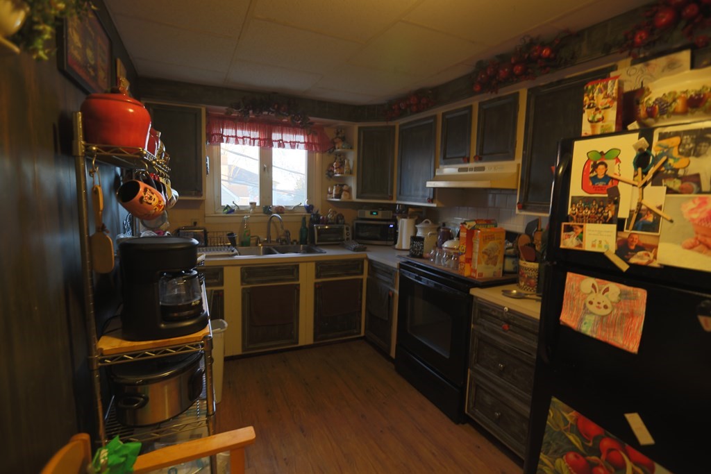 136 Oxford Street Fall River, MA 02721 - Photo 15 of 36 Gallery Image 15