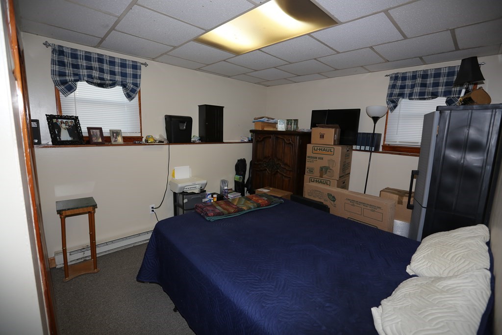 136 Oxford Street Fall River, MA 02721 - Photo 17 of 36 Gallery Image 17
