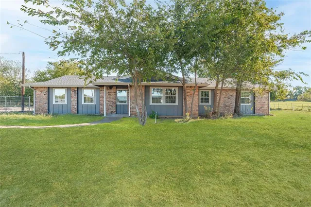 $3,000 | 124 La Vega Trail, Weatherford, TX 76088