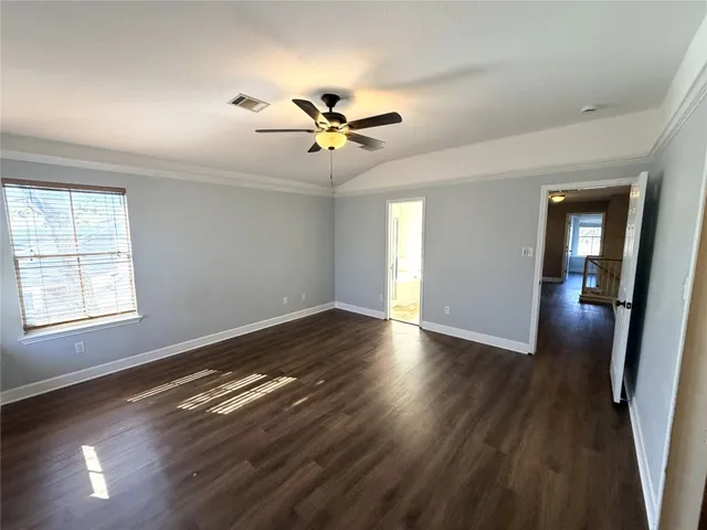 $2,100 | 14333 Teacup Lane, Pflugerville, TX 78660