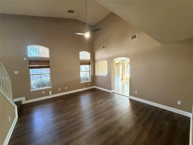 $2,100 | 14333 Teacup Lane, Pflugerville, TX 78660