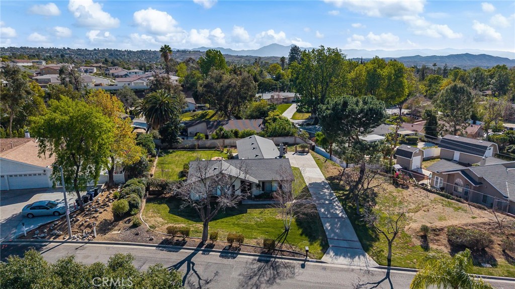 1274 Muirfield Road Riverside, CA 92506 - Photo 39 of 48 a view of a city