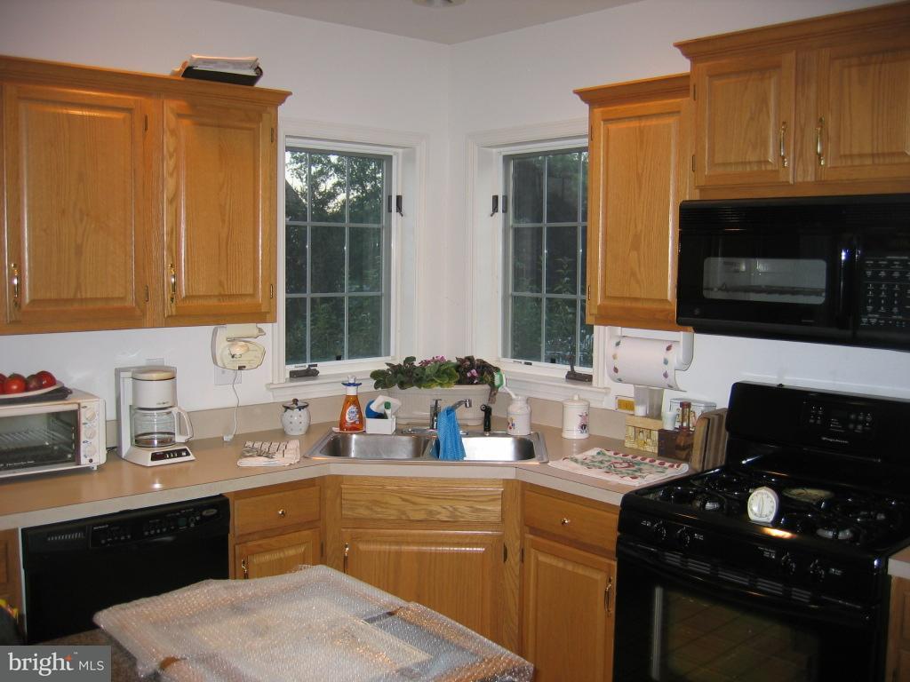 1363 Sylvan Road Lancaster, PA 17601 - Photo 8 of 16