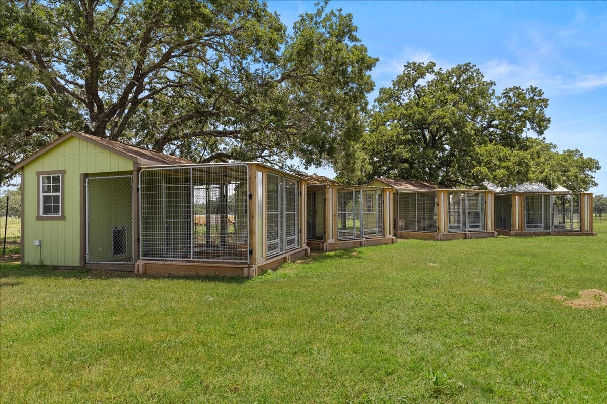 414 Walnut Creek Road Bastrop, TX 78602 - Photo 35 of 39