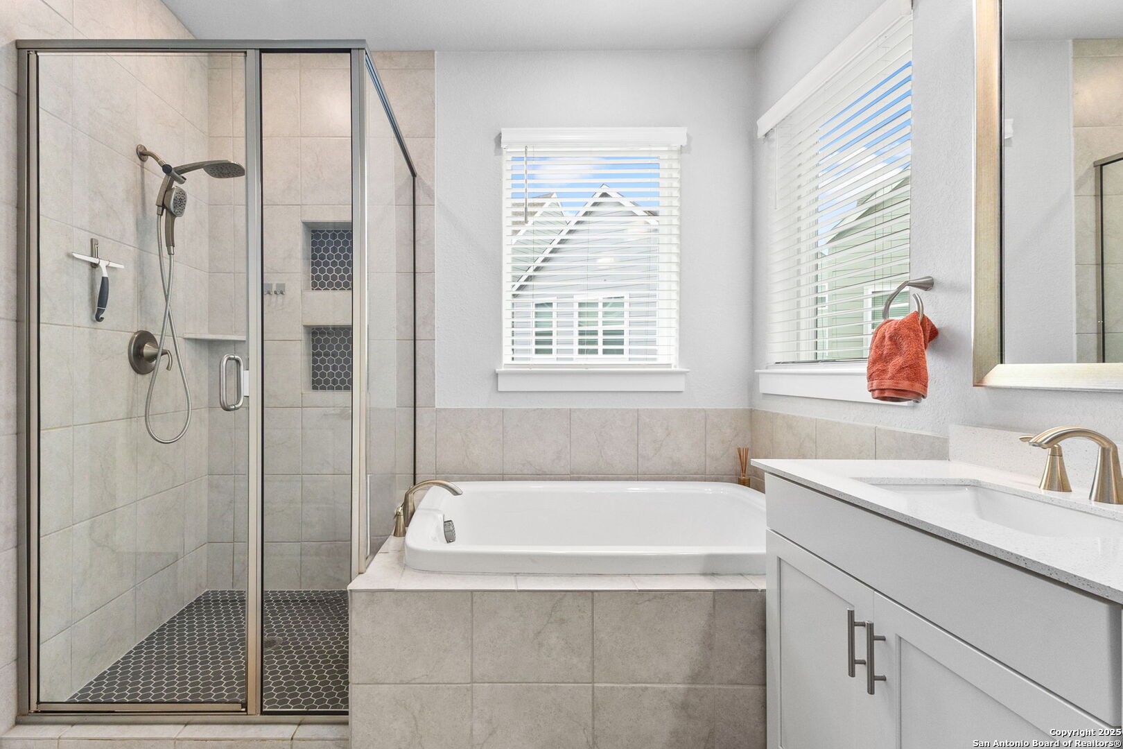 5843 Whitby Road, Unit 33 San Antonio, TX 78240 - Photo 18 of 27