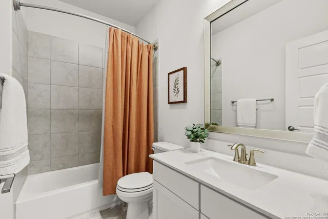 $385,000 | 5843 Whitby Road, Unit 33, San Antonio, TX 78240