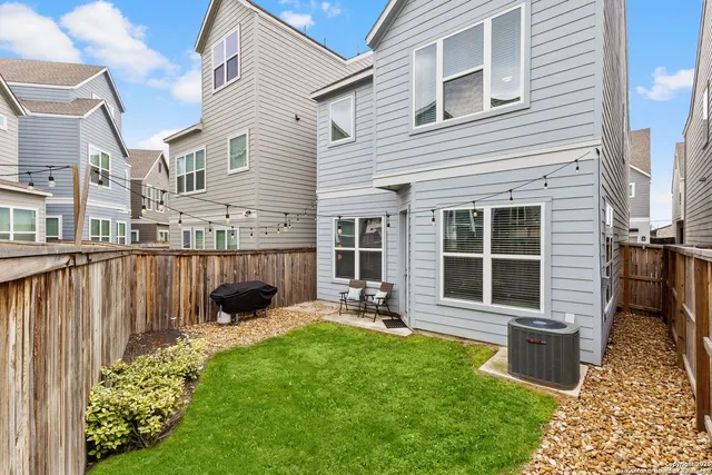 $385,000 | 5843 Whitby Road, Unit 33, San Antonio, TX 78240