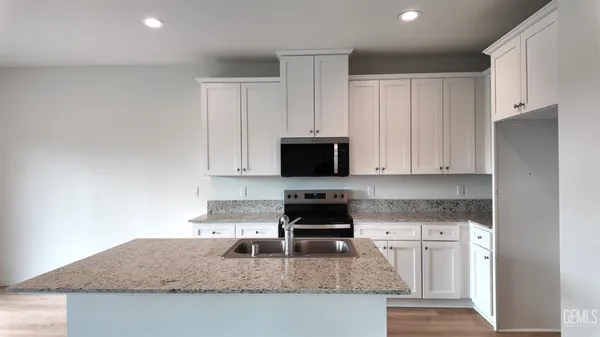 $389,910 | Undisclosed Address, Bakersfield, CA 93307