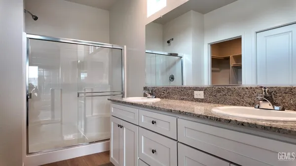 $389,910 | Undisclosed Address, Bakersfield, CA 93307