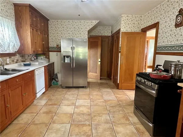 $257,000 | 570 West Washington Street, Bradford, PA 16701