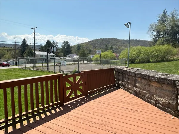 $257,000 | 570 West Washington Street, Bradford, PA 16701