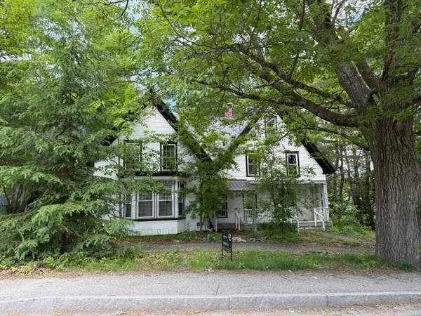 $224,900 | 28 High Street, Littleton, NH 03561
