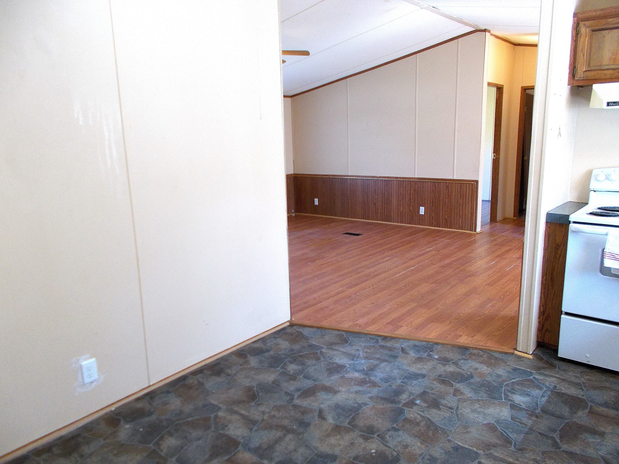 5251 Morgan Creek Road Centerville, TN 37033 - Photo 17 of 31 a view of a room