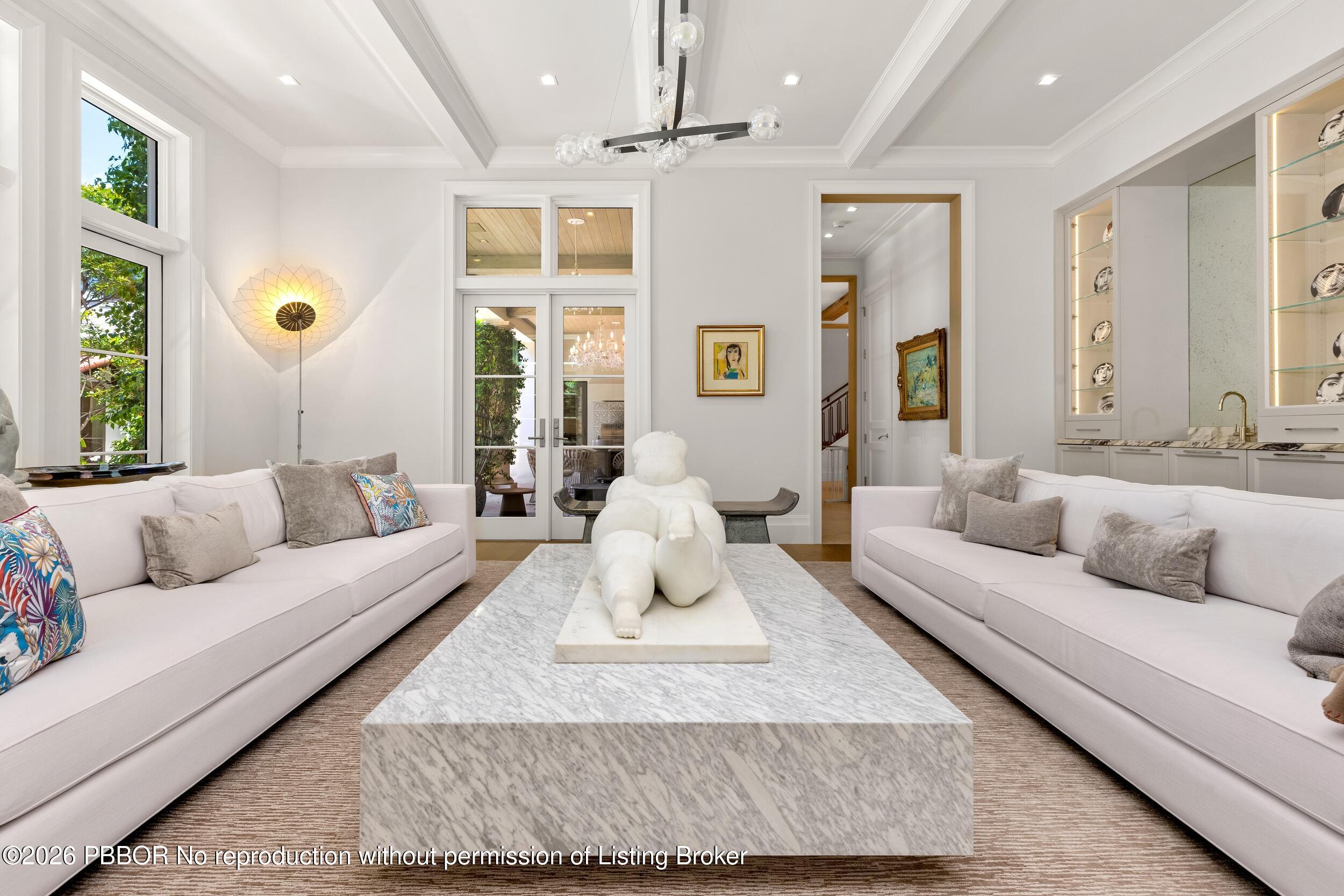 220 Jungle Road Palm Beach, FL 33480 - Photo 11 of 78 Living Room
