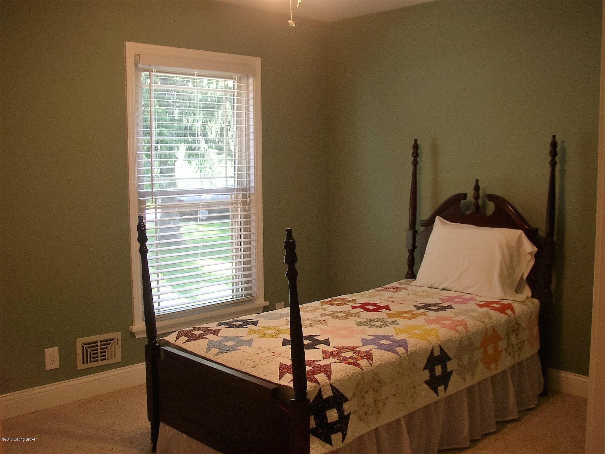 8900 Collingwood Road Louisville, KY 40299 - Photo 16 of 34 P1010661 (1)