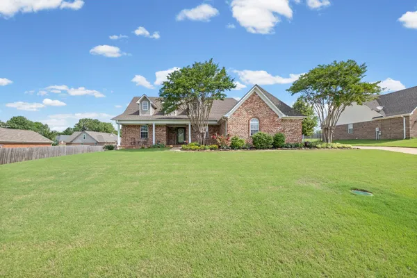 $395,000 | 708 Walker Parkway, Atoka, TN 38004