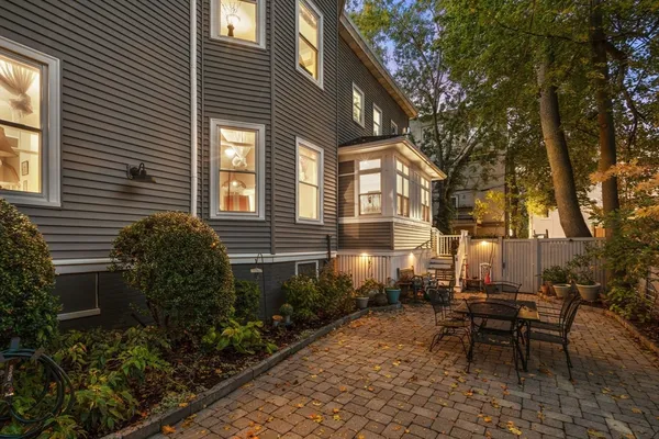 $2,799,999 | 59 R Ellery Street, Cambridge, MA 02138