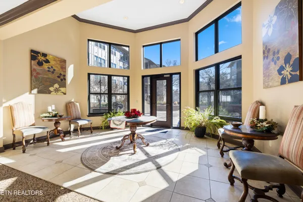 $569,000 | 445 West Blount Avenue, Unit 325, Knoxville, TN 37920