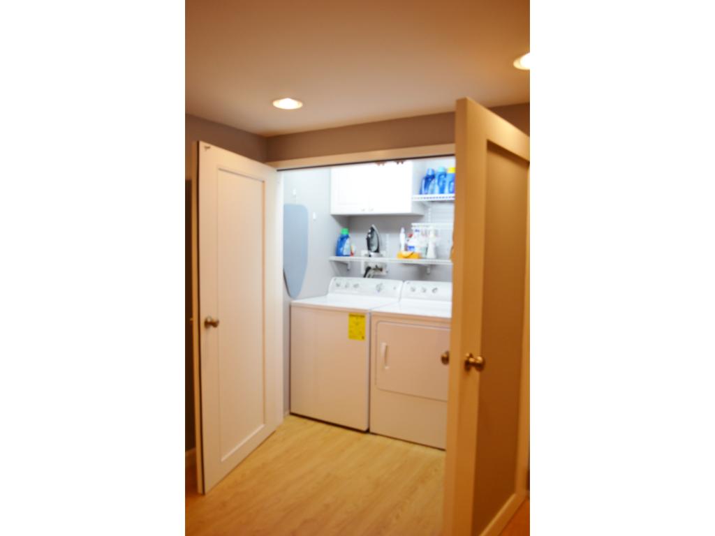 981 Mammoth Road Manchester, NH 03104 - Photo 25 of 29