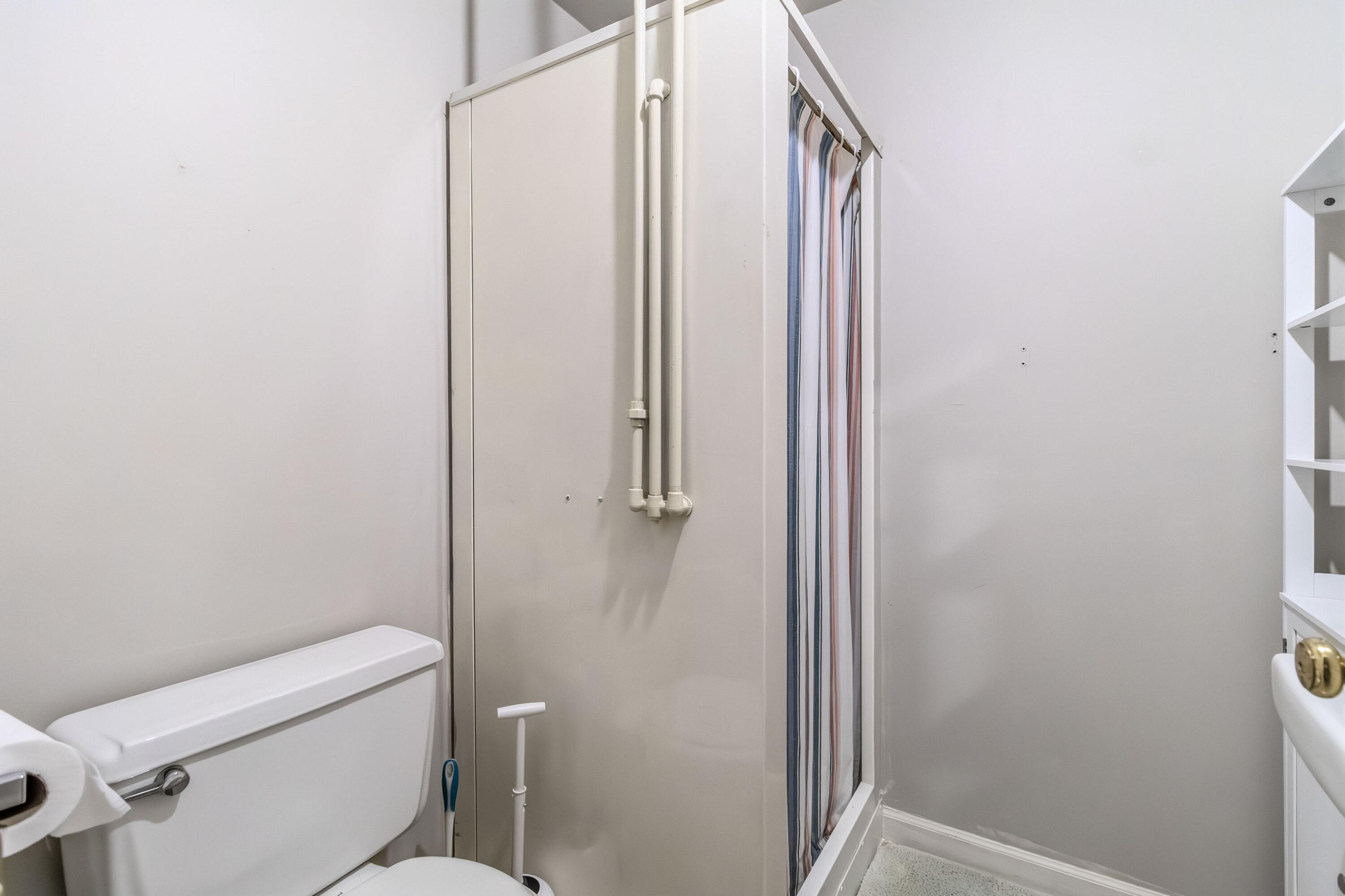 3130 Montavesta Road Lexington, KY 40502 - Photo 37 of 55 Basement Bathroom includes Older Shower, Sink and Toilet