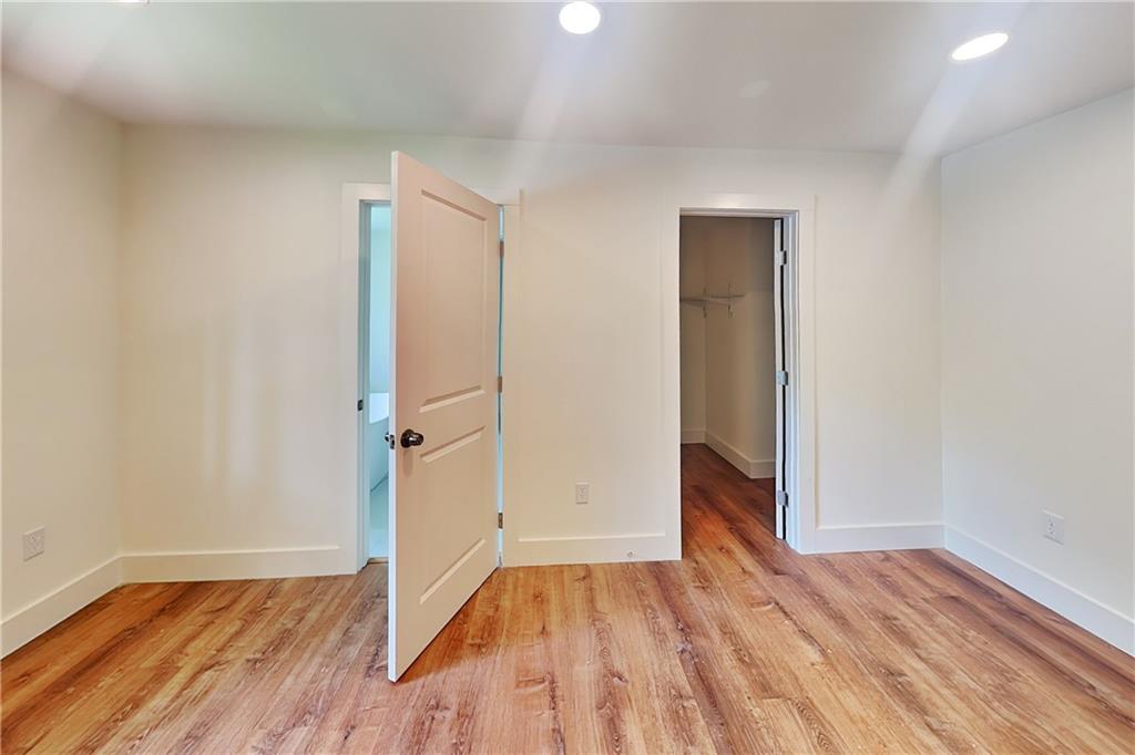 360 Simpson Terrace Northwest Atlanta, GA 30314 - Photo 8 of 20