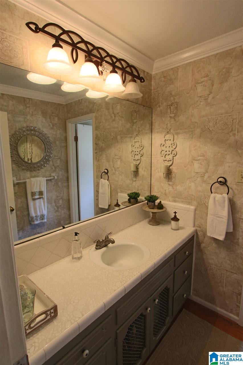 1753 Cornwall Road Birmingham, AL 35226 - Photo 11 of 36
