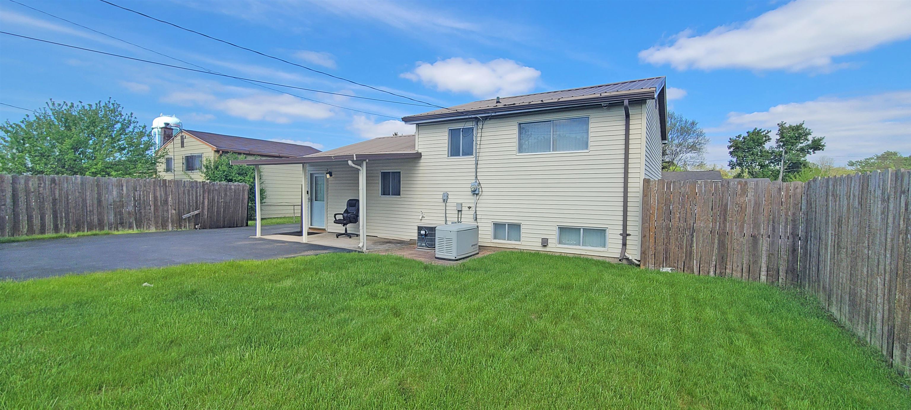 6121 Eldon Road Mount Morris, MI 48458 - Photo 14 of 16 50175554-fc2dc383-7045-4595-a82e-9472b4c59be8.JPG