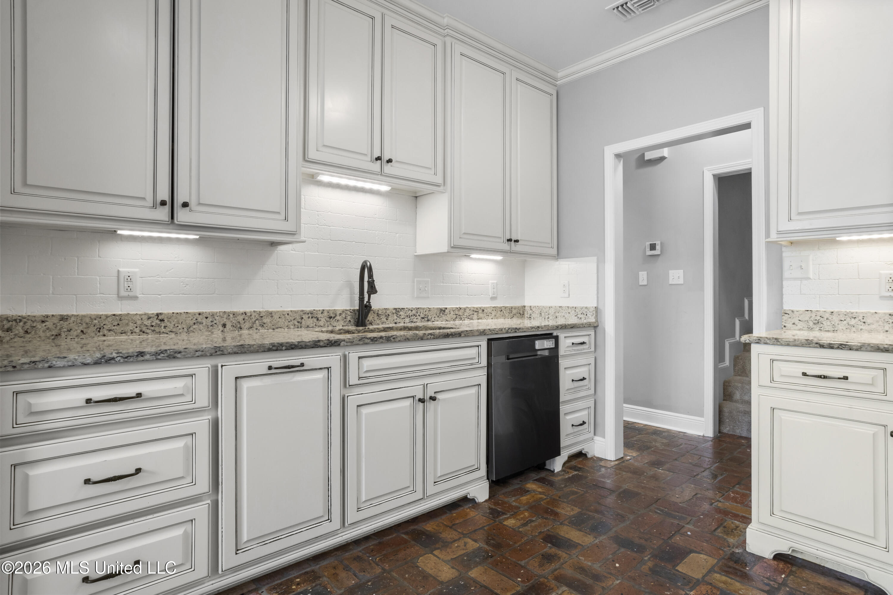 6465 Apelehama Road Diamondhead, MS 39525 - Photo 11 of 37 0012