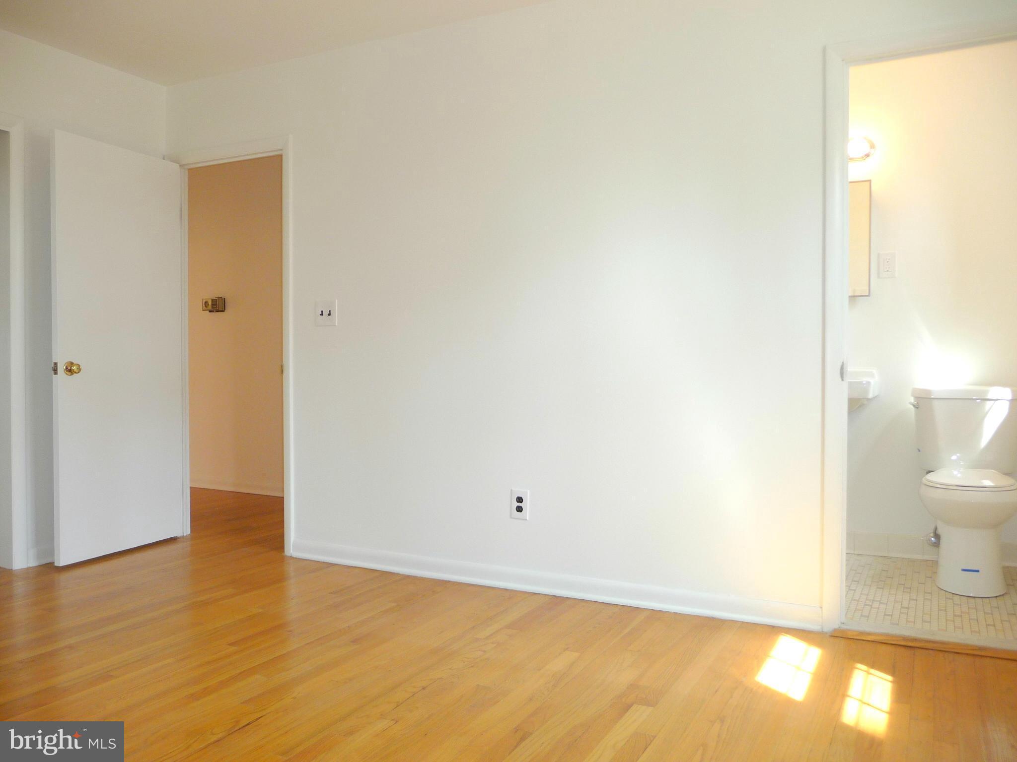 1107 High Country Road Towson, MD 21286 - Photo 19 of 29 Bedroom (Master)