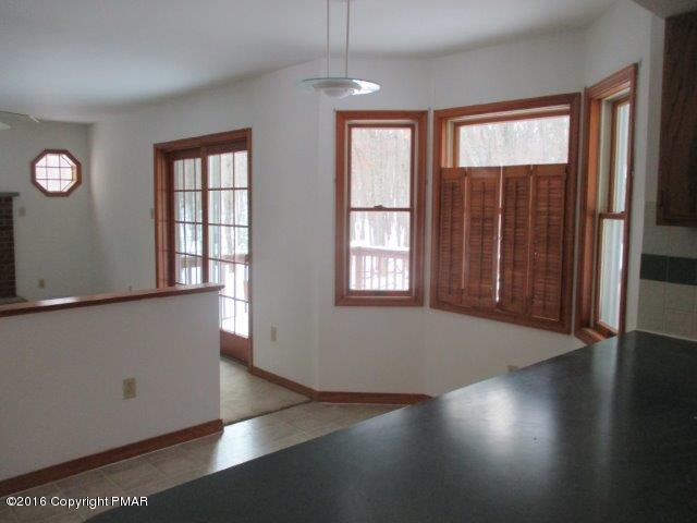 481 Cays Road Stroudsburg, PA 18360 - Photo 4 of 18 KITCHEN AREA