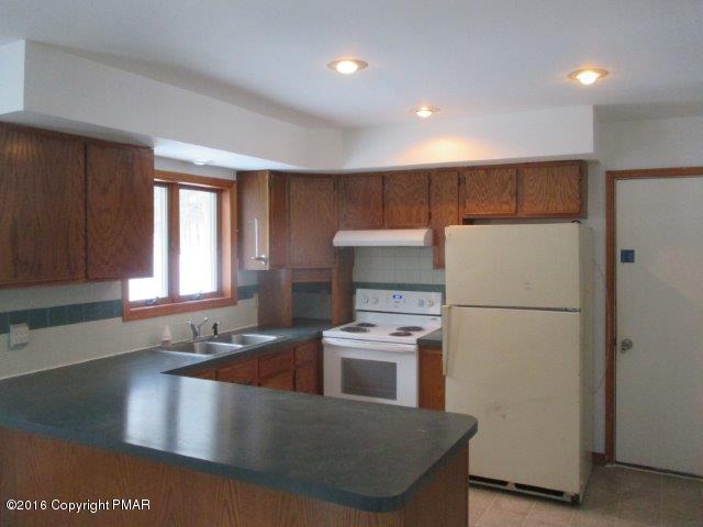 481 Cays Road Stroudsburg, PA 18360 - Photo 5 of 18 KITCHEN 2