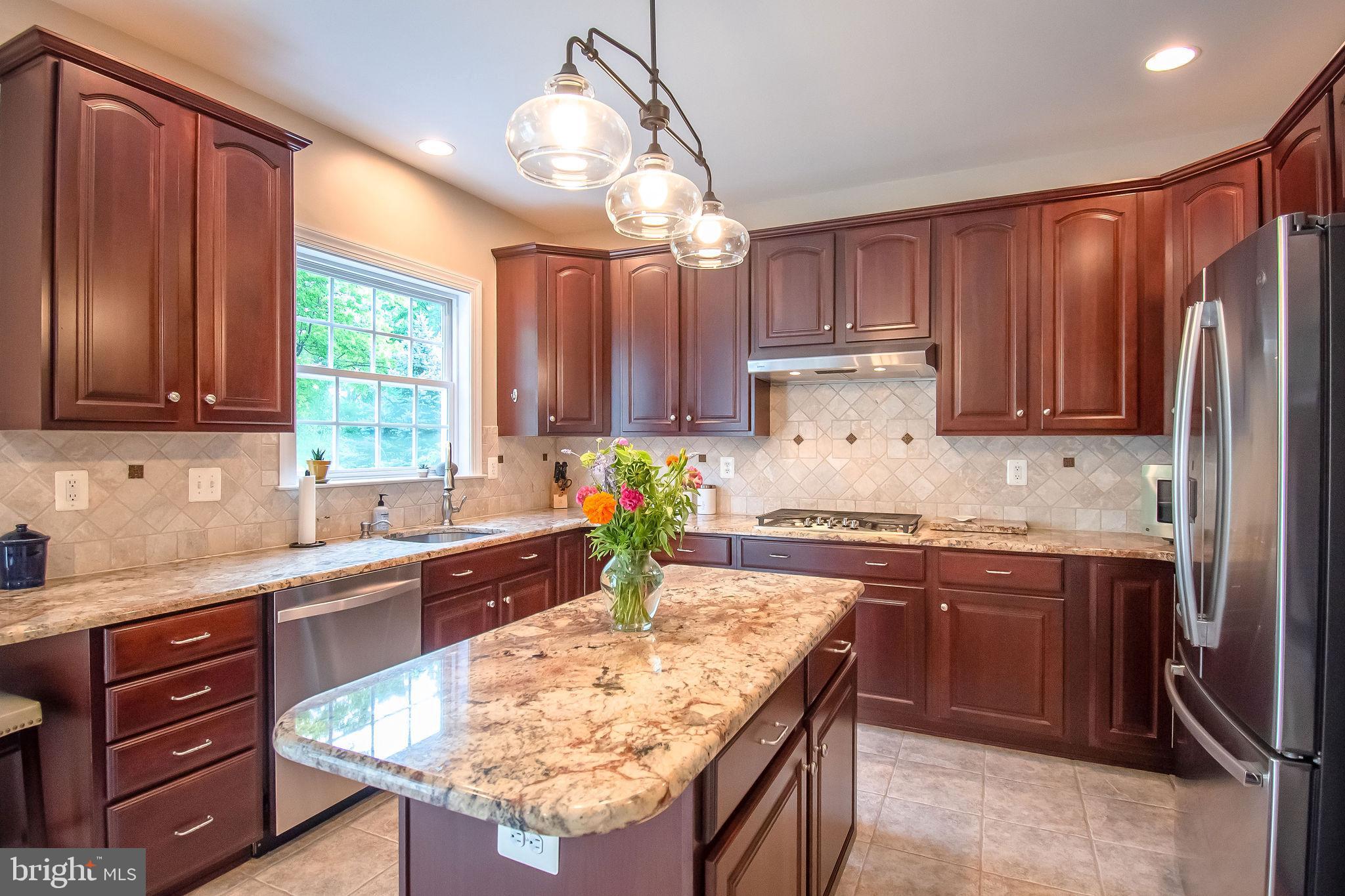 271 Barnhill Road Perkasie, PA 18944 - Photo 22 of 52 Kitchen with Island
