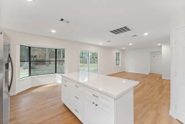 a view of an entryway of the house