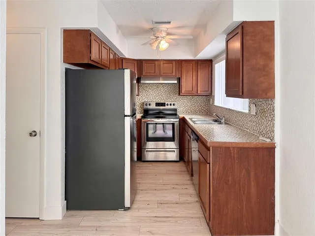 $2,700 | 2580 Coral Springs Drive, Coral Springs, FL 33065