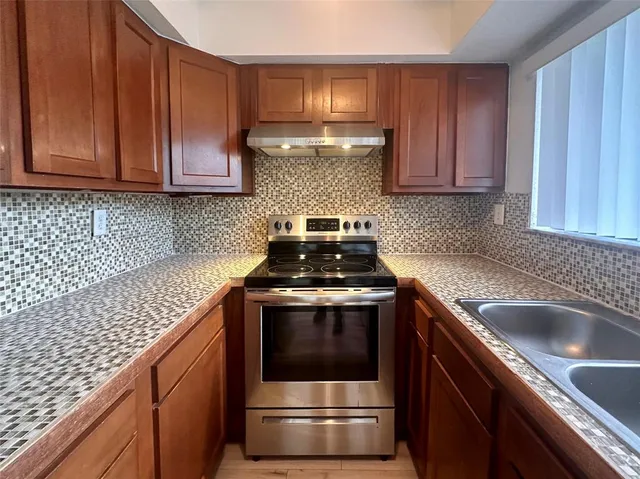 $2,700 | 2580 Coral Springs Drive, Coral Springs, FL 33065