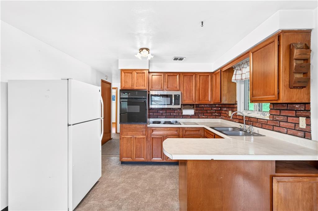 27 Barnhart Road Greensburg, PA 15601 - Photo 14 of 47